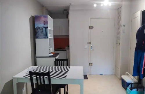 Merville-Franceville-Plage Apartment | Le Champenois, Proche Plage et Centre-ville