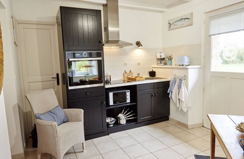 Saint-Quay-Perros House | Le cabanon de Ninon, a small charming landmark near Perros-Guirec