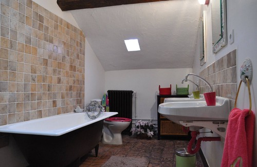 Vancia - Crepieux House | Le Castel Biodiversity Park - Guest house & Table Bio