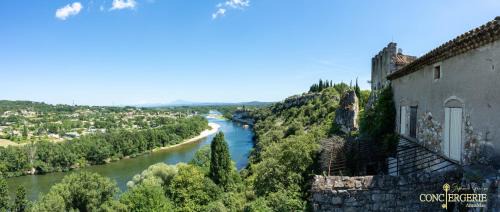 Aigueze Villa | Le Château d'Aiguèze