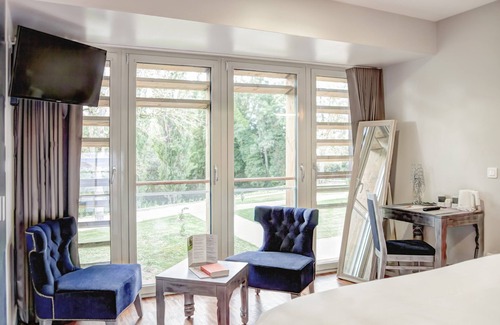 Bellerive-sur-Allier Hotel | Le Château du Bost