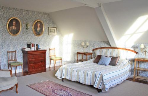 Osthoffen House | Le Château D'Osthoffen