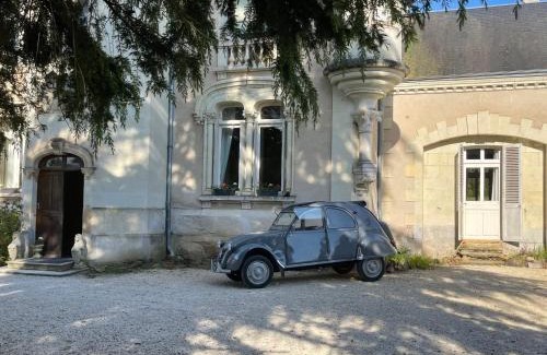 Oiron Bed & Breakfast | Le Château de Leugny