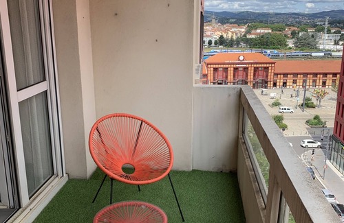 Saint-Etienne Apartment | Le Châteaucreux - Cosy & SPA