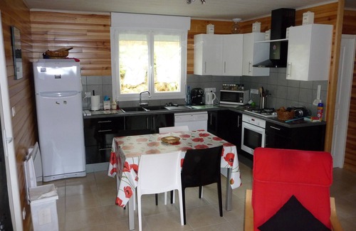 Le Monastier-Pin-Mories House | Le chalet de Rabassous, single-storey house near the Aubrac plateau