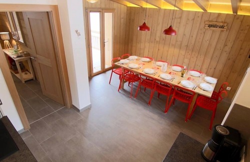 Vallandry Ski Chalet | Le Chalet, a 12 person chalet with sauna, hot tub and you can ski from the door