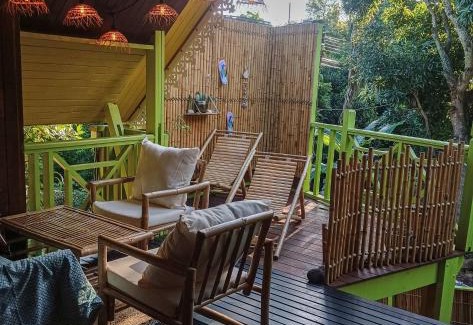 L'Etang-Sale Ski Chalet | Le chalet Bambou