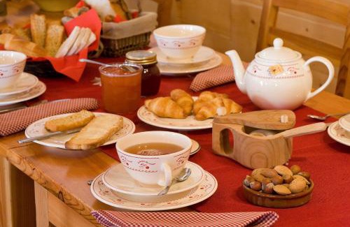 Nevache Hotel | Le Chalet d'en Hô