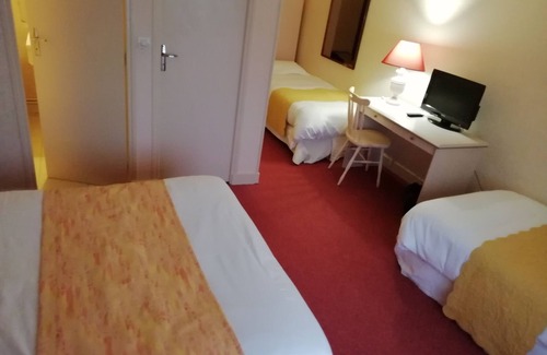 Chauvigny Hotel | Le Chalet Fleuri