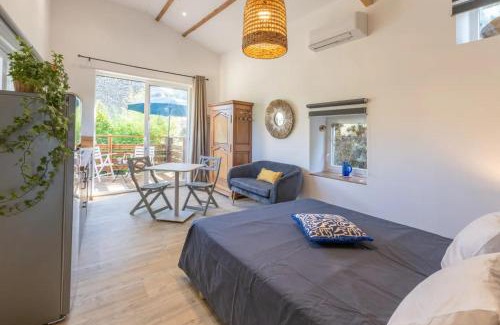 Salazac House | Le Chant des Tongs - Les Oliviers