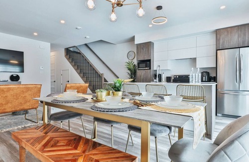 Mirabel House | Le chardonnay 3 bedroom town house