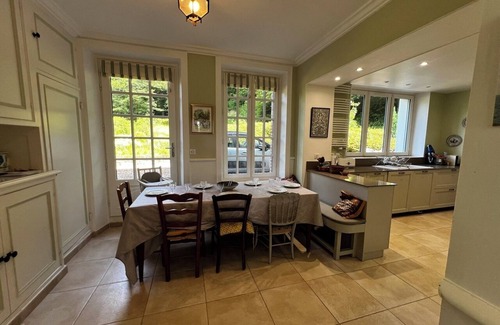 Parly House | Le Chesnoy magnificent house for 20 people private swimming pool, tennis court