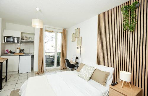 Hopitaux-Facultes Apartment | Le Chic Urbain - Hôpitaux Facultés - Chateau d'Ô - Free Parking
