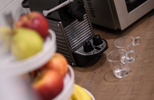 Vernier Apartment | "Le Classy", L'appartement Confortable en Plein Centre Avec A/C