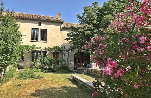 Rochegude House | Le Clos de l'Apparent