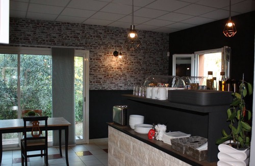 Le Thoronet Bed & Breakfast | Le Clos des Médiévales