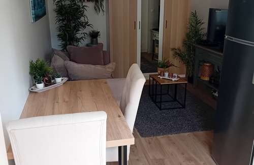 Sainte-Genevieve-des-Bois Apartment | Le Cocon Cosy is a 5-minute walk from the station.