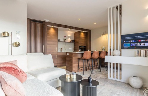 Surtainville Cottage | Le Cocon de Frêne charming house with private terraces