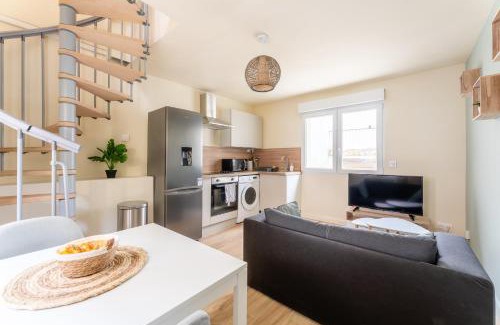 Douai Apartment | Le Cocon - Duplex Moderne & Cosy au Cœur de Douai