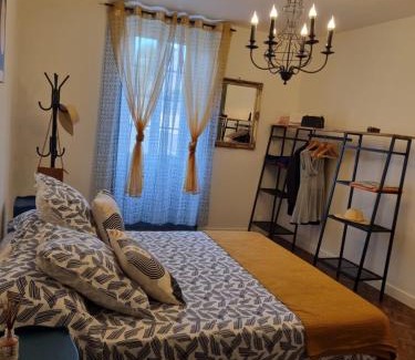 Saint-Meme-les-Carrieres Apartment | Le Cocon Charentais