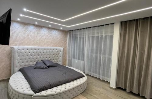 Lingolsheim Apartment | Le cocon - Studio avec balnéo et terrasse