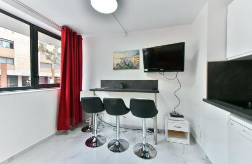Cannes Old Town Apartment | Le Coquillage - 200 mètres de la Plage
