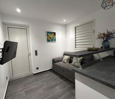 Circuit 1C1 House | Le cosy Valley