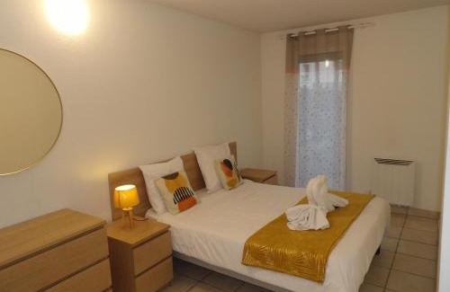 Champs-sur-Marne Apartment | Le Cosy Wiener *Paris*Gare à 300 m*Disneyland*