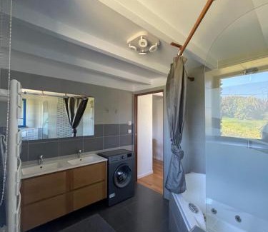Guimaec House | Le Courlis