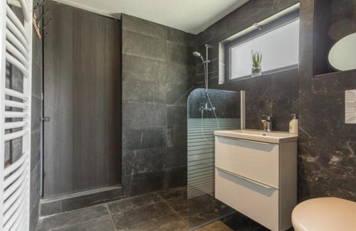 Ondes Apartment | LE CRESPYS - Studio moderne, 30min Toulouse et Montauban, cadre champêtre