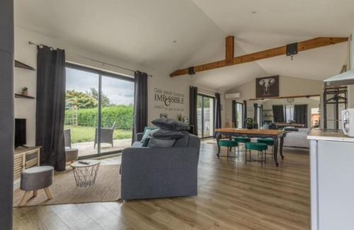 Ondes Apartment | LE CRESPYS - Studio moderne, 30min Toulouse et Montauban, cadre champêtre