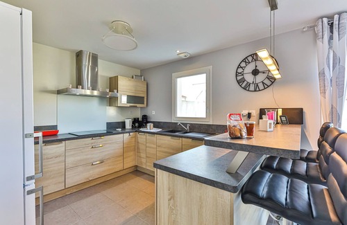 Commequiers House | Le Dôme - Piscine - Parking - Jardin