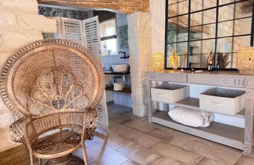 Gallician House | LE DOMAINE D'AMBRE La maison des Vendangeurs