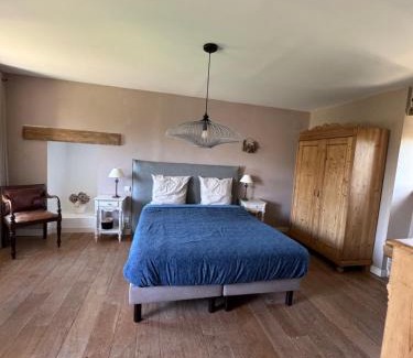 Pommerit-Jaudy Bed & Breakfast | LE DOMAINE DE COAT ROGAN La chambre romantique