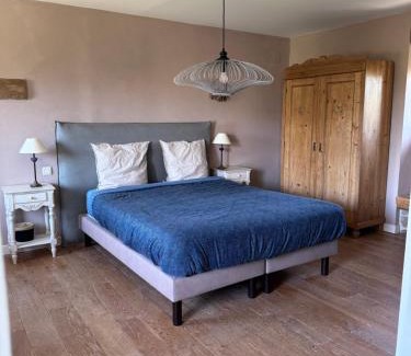 Pommerit-Jaudy Bed & Breakfast | LE DOMAINE DE COAT ROGAN La chambre romantique