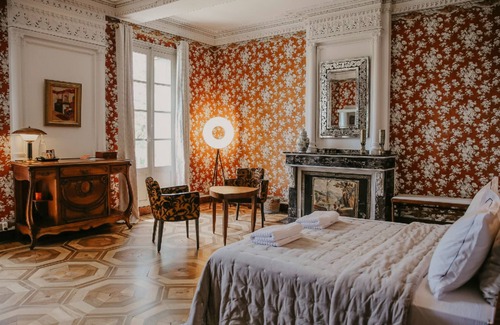 Bernac House | Le Domaine de la Monestarié Charm, elegance and scents of Tuscany