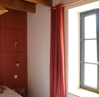 Servon House | Le domaine des figuiers - Gîte des pèlerins