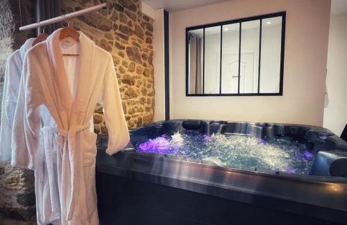 Saint-Maden House | Le Domaine des Songes