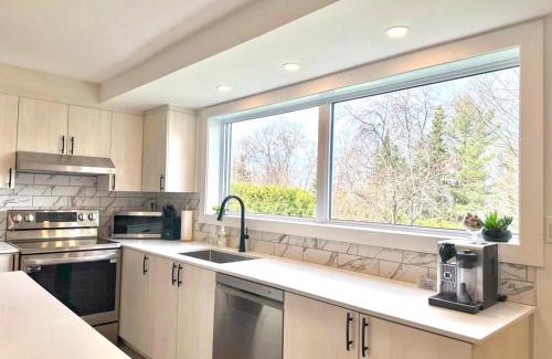 Saint-Faustin-Lac-Carre Apartment | Le domaine du Sous-bois - Près de tout !