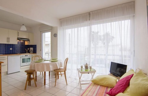 Vaux-sur-Mer Apartment | Le Domino by Interhome