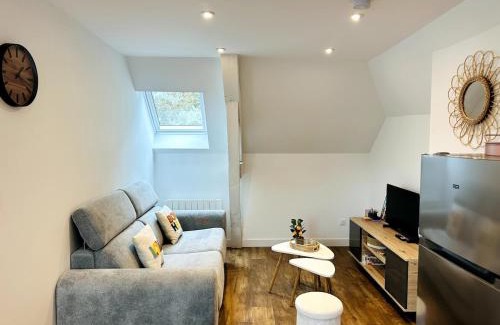 Montaubert - Rille - Saint-Sulpice Apartment | Le Donjon - Centre Fougères