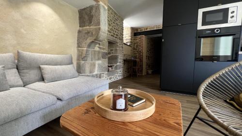 Dinan Apartment | Le Duclos, appartement rez-de-jardin Dinan centre