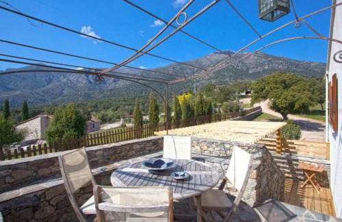 Moltifao House | LE ELLA ENTRE MER ET MONTAGNE