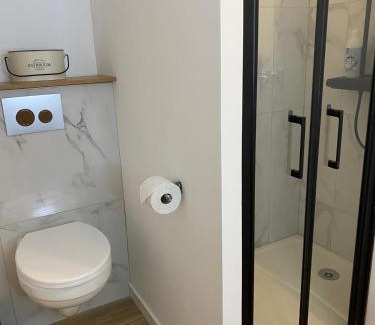 Rueil-la-Gadeliere House | Le fournil