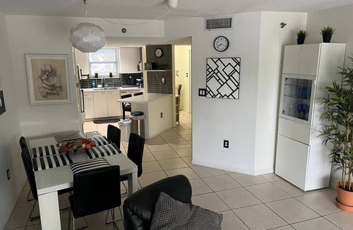 Sunny Isles Beach Apartment | Le Frontenac Apt 208. 3 min. away from the Beach! Located in Sunny Isles Beach