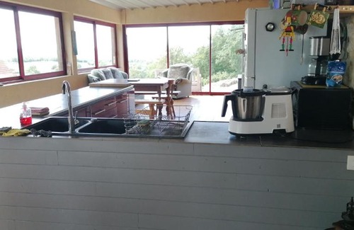 Saint-Silvain-sous-Toulx House | Le gîte du monteil