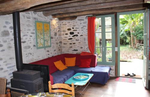 Sauveterre-de-Bearn House | le gîte du bain des oies