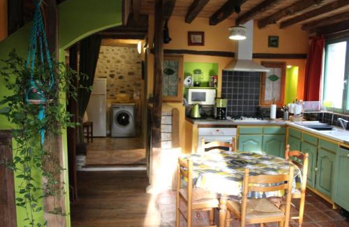 Sauveterre-de-Bearn House | le gîte du bain des oies