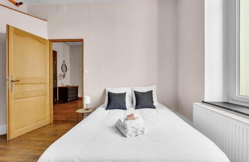 Poincare - Foch - Anatole France - Croix de Bourgogne Apartment | Le Gabriel - F2-4 pers-10min Gare & Nancy Thermal