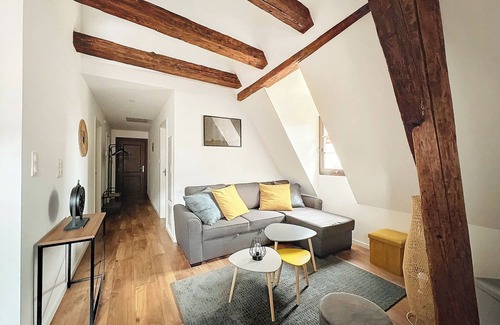 Kaysersberg-Vignoble Apartment | Le Gite du Kaiser, Prestige stay at the Gîte du Kaiser, historic center of Kaysersberg